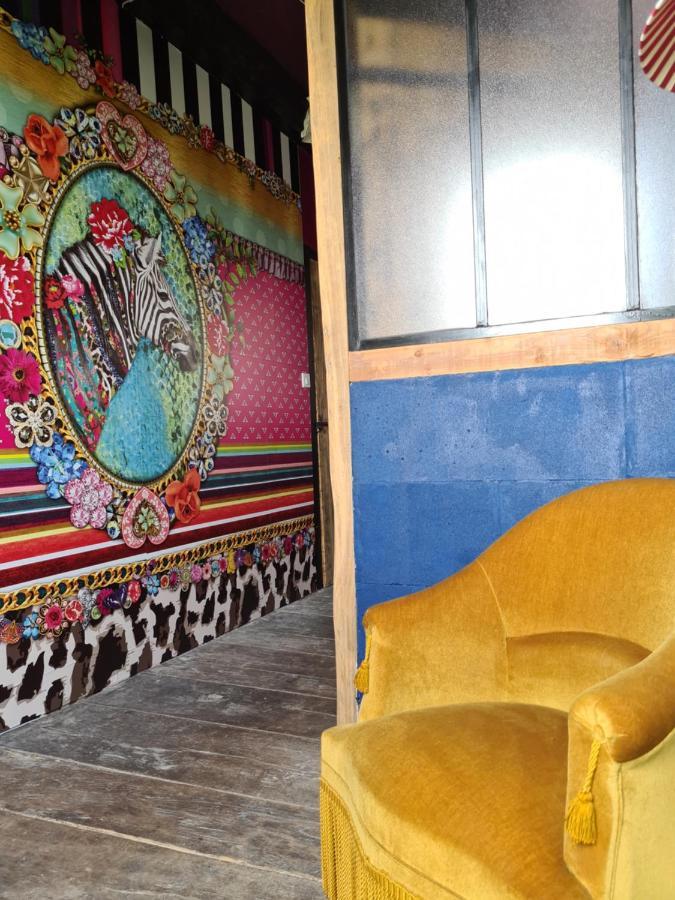 Ma Maison Charme Et Deco Atypique Sophieandco ボズール エクステリア 写真